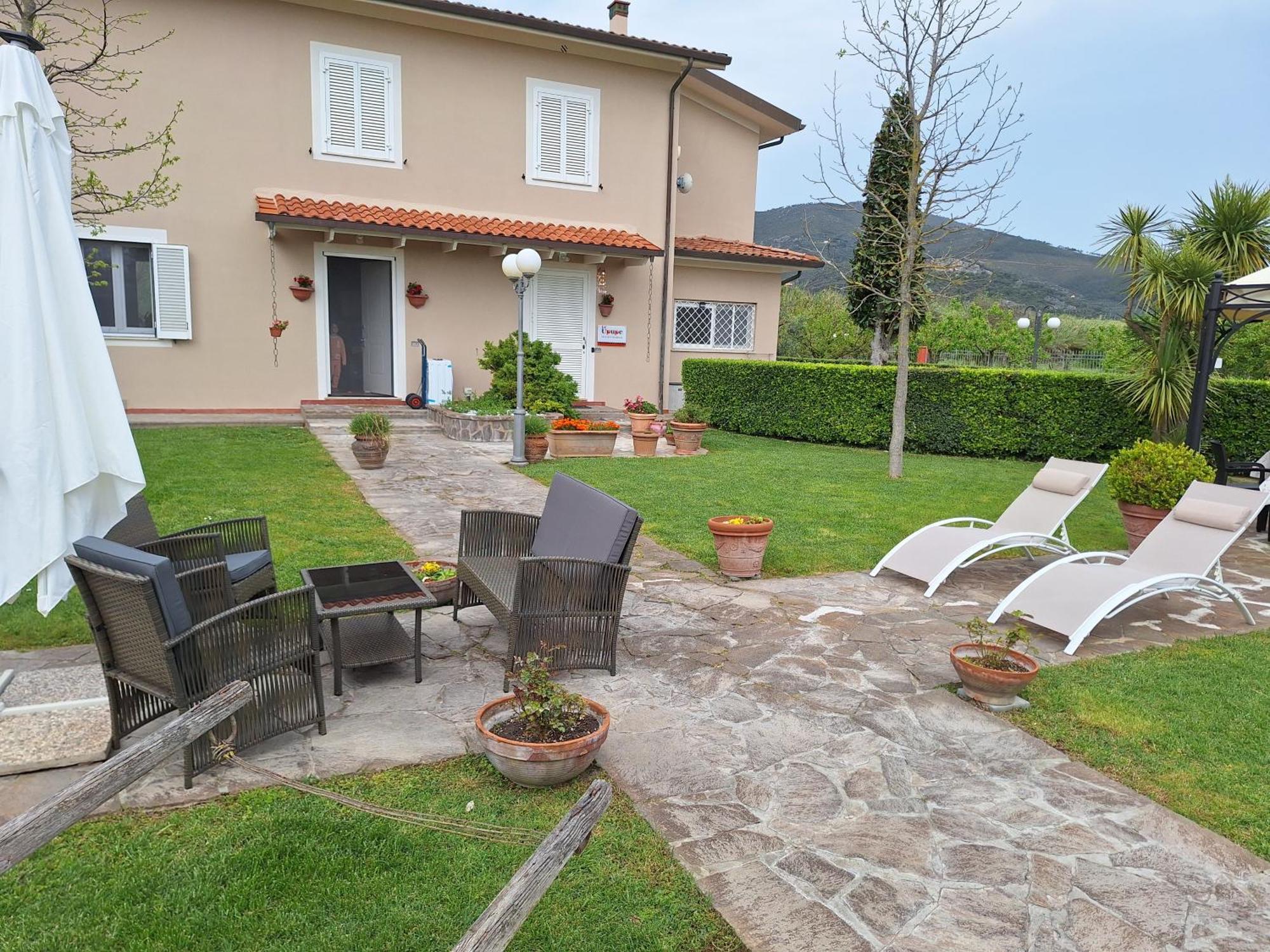 Leupupe Relax Cultura Mare Monti Cascina Exterior foto